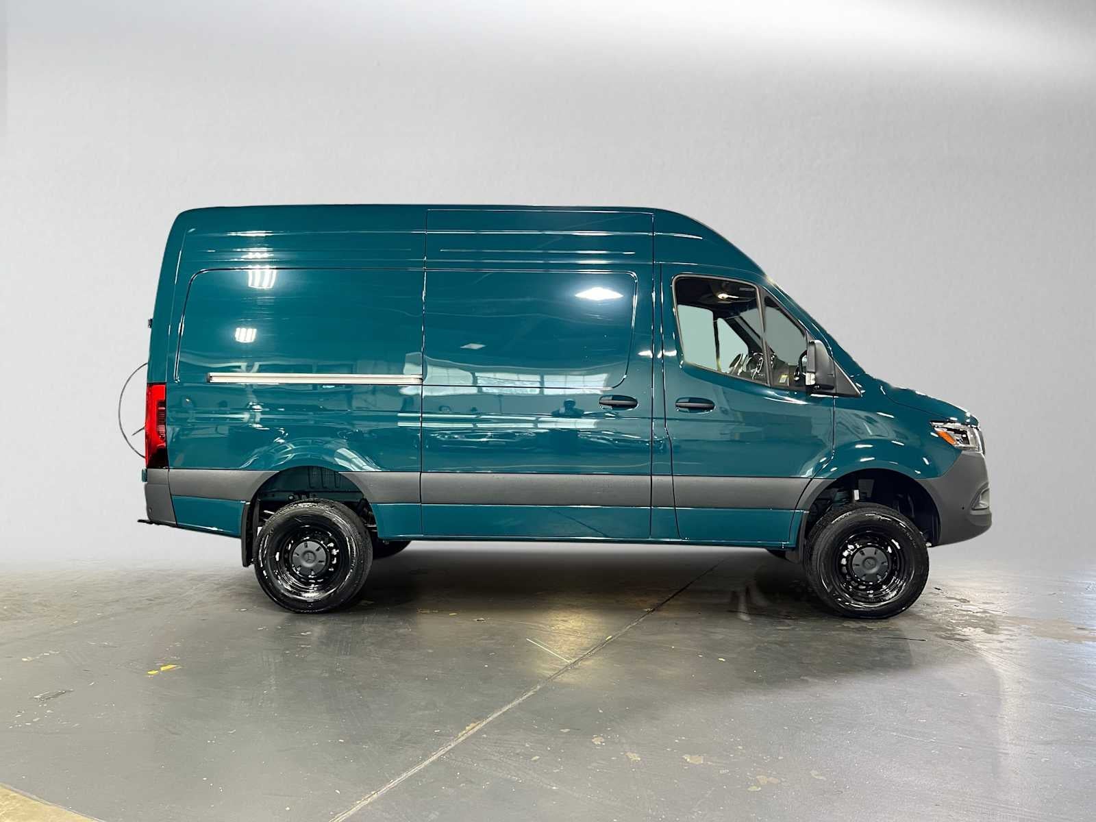 mercedes-benz sprinter cargo van 2026 W1Y4NBVY5TT607698 image mercedes-benz sprinter cargo van 2026 W1Y4NBVY5TT607698 image